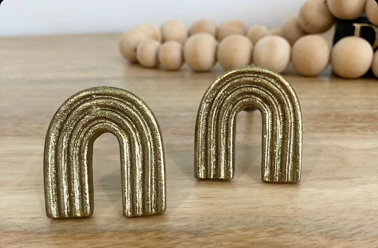 Golden Metal Arch/Rainbow Knob