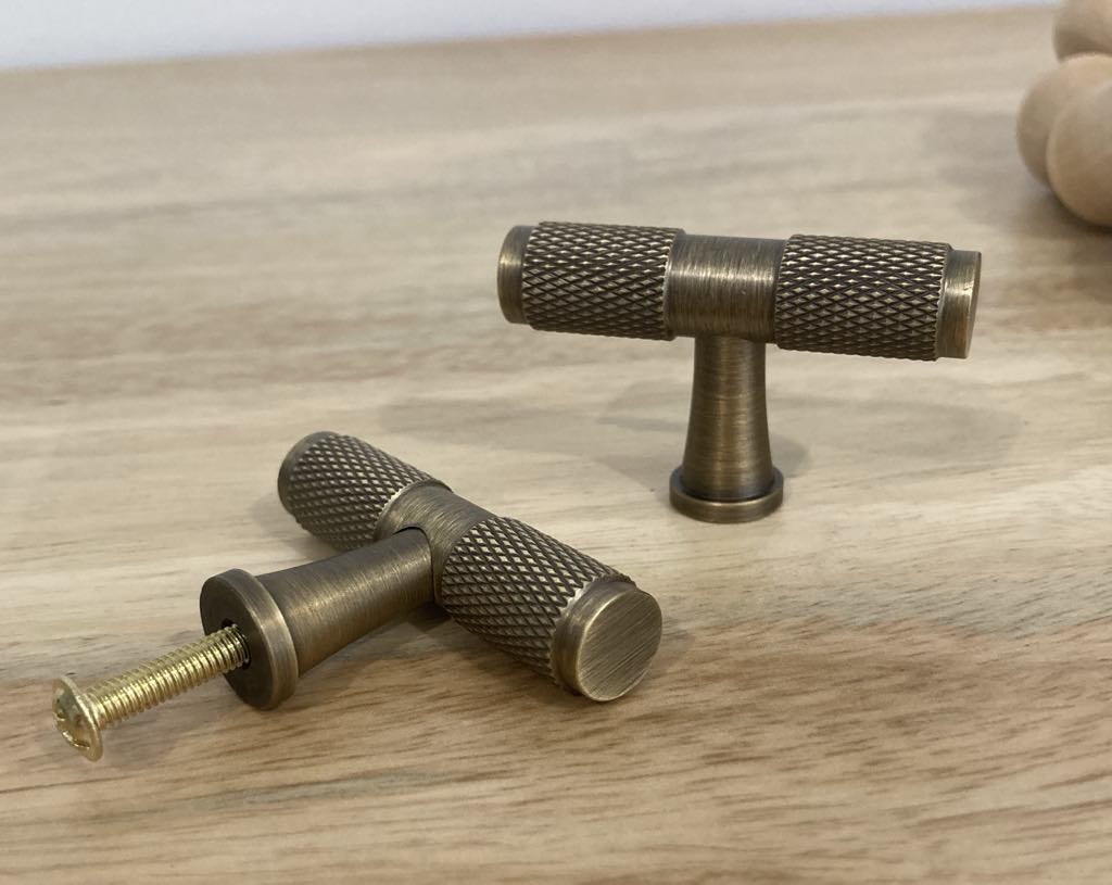 Clara Knurled Solid Brass T Bar Pull