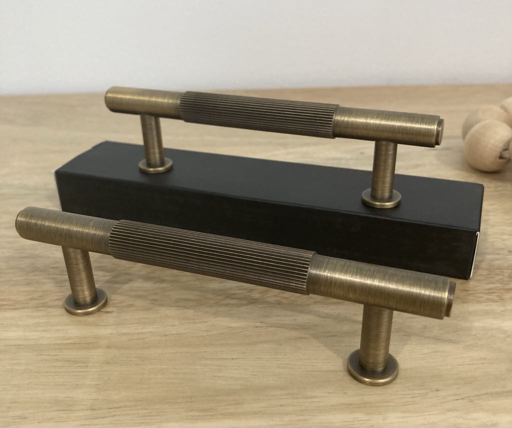 Adeline Knurled Bronze Solid Brass Handle