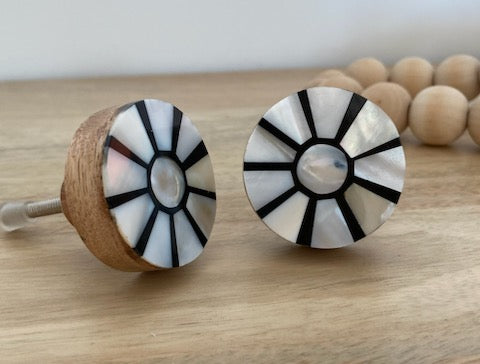 Mother of Pearl Wheel Wooden Rustic Knob