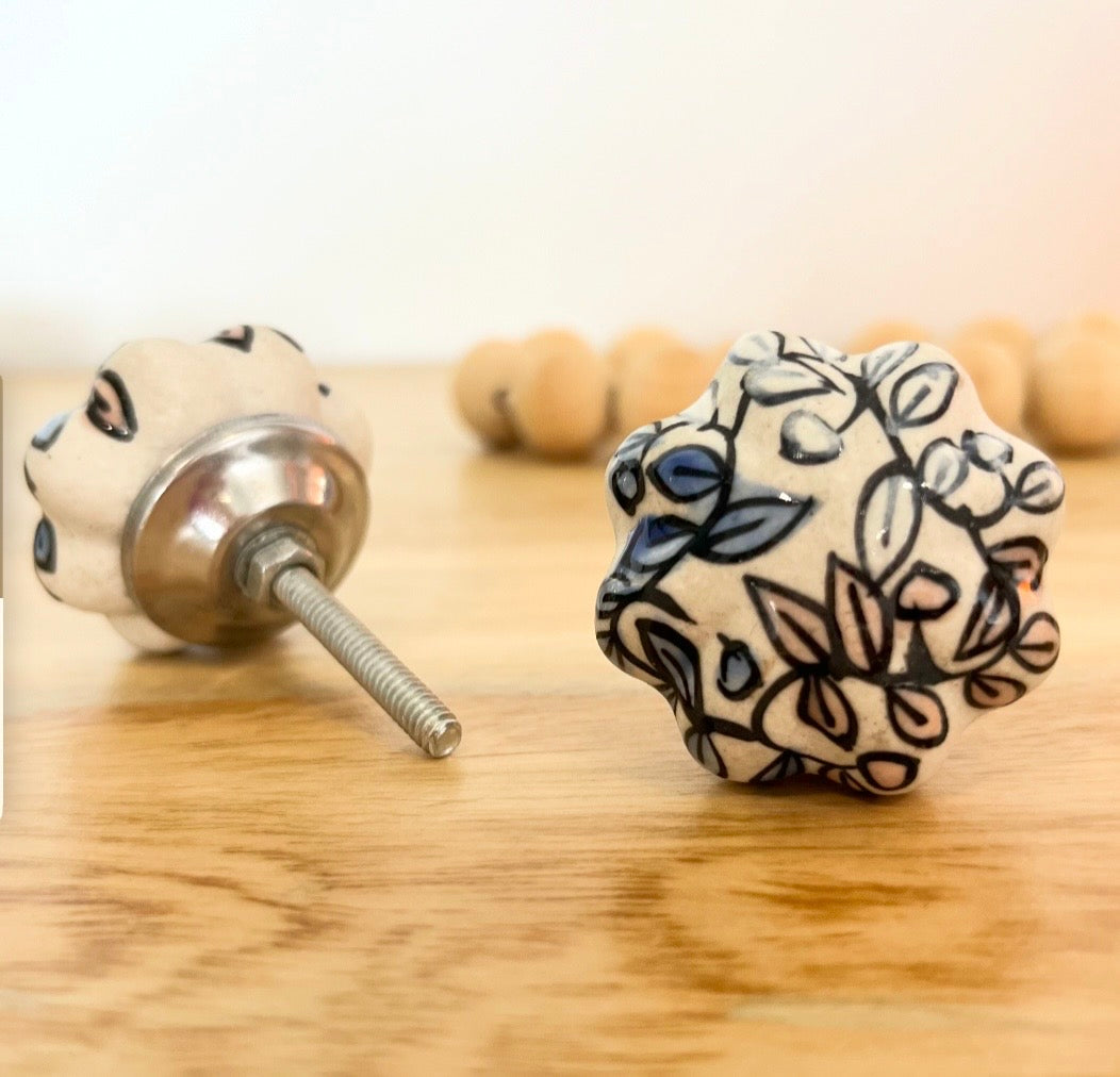 Colourful Ivy Leaf Ceramic Knob