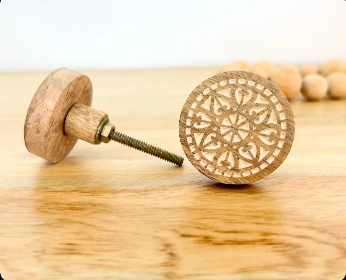 BoHo No 2 White and Wood Designed Knob