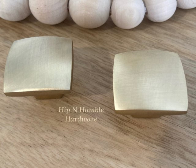 Sleek Eureka Square Gold Brushed Knob - Hip N Humble