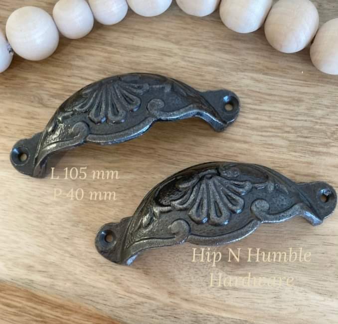 Iron Metal Roman Pull - Hip N Humble