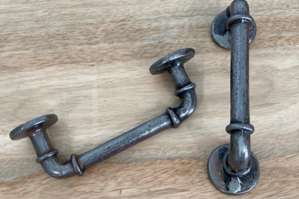 Industrial Pipe Styled Metal Handle