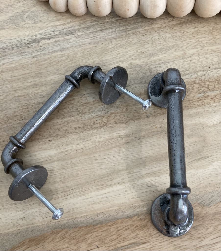 Industrial Pipe Styled Metal Handle