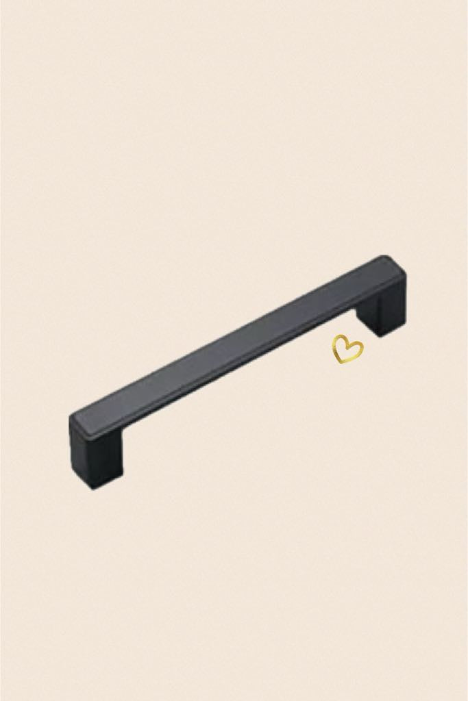 Felix Black Alloy Handle