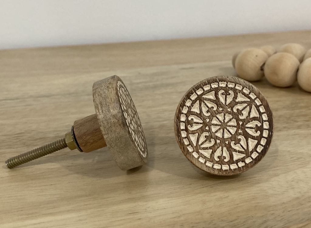 BoHo No 4 White and Wood Designed Knob