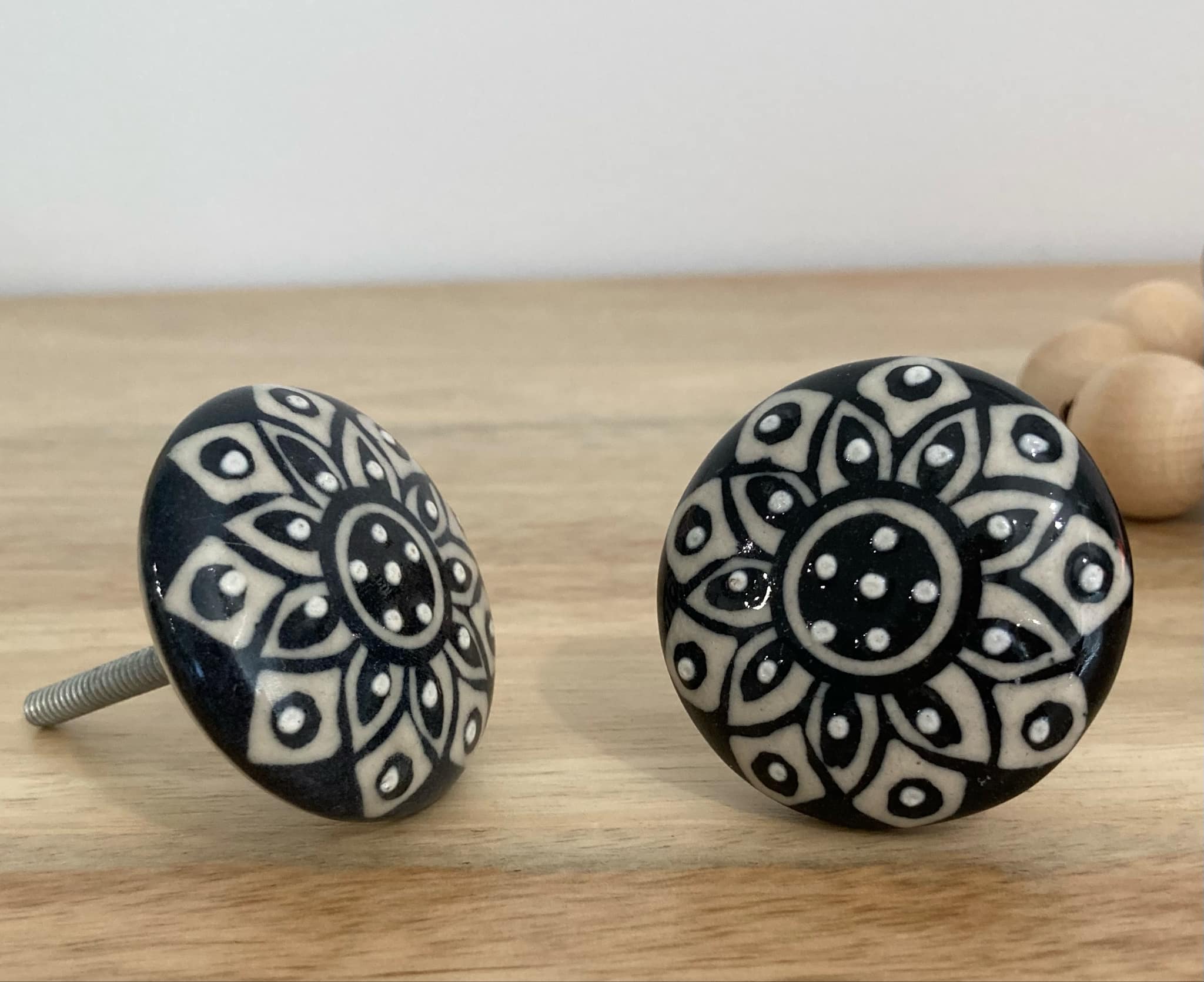 Flat Black and White Floral Knob