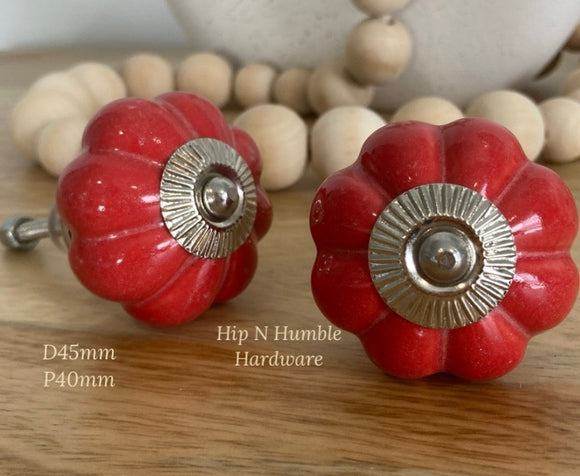 Hazey Red and Lines Ceramic Melon Knob - Hip N Humble