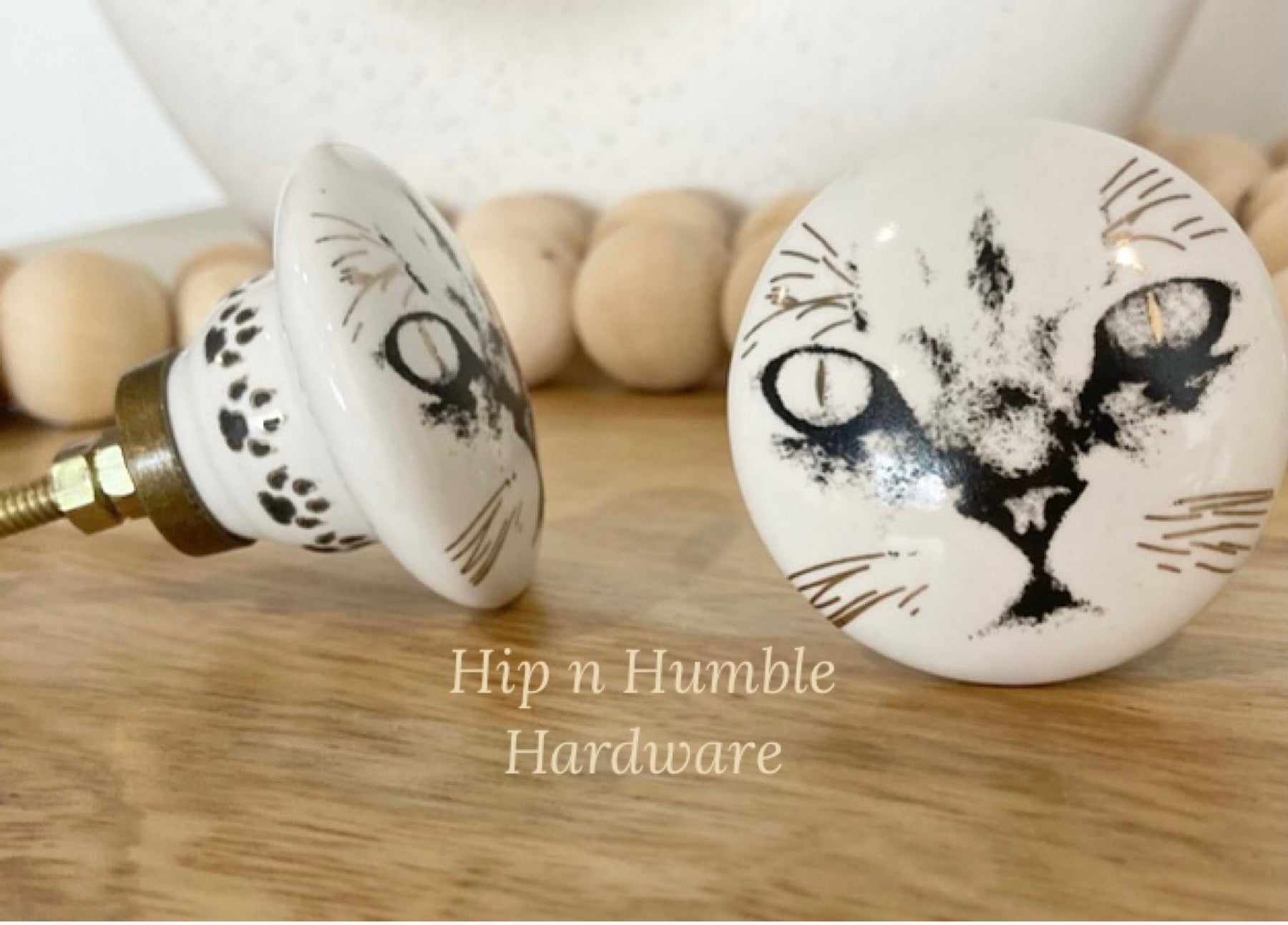 Citty Cat Flat Ceramic Knob - Hip N Humble