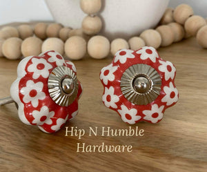 Red and White Daisy Ceramic Melon Knob - Hip N Humble